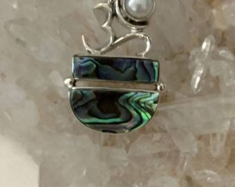 Beautiful Abalone Shell and Pearl Om Pendant Necklace