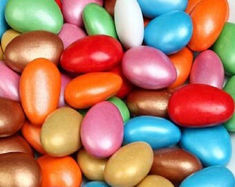 Coloured Sugar and Chocolate Coated Almond Candy Dragee