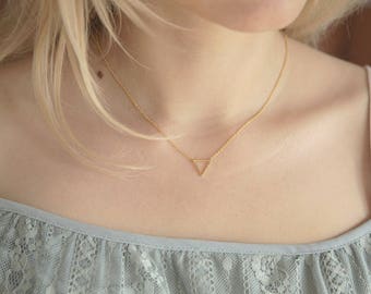 Triangle Necklace, Geometric Necklace, Dainty Geometric Gold Necklace, Tiny Geometric Necklace, Gold Triangle Necklace for Her Hipster Gift