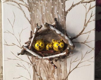 Table 3D embossed mixed technique - owls in tree trunk