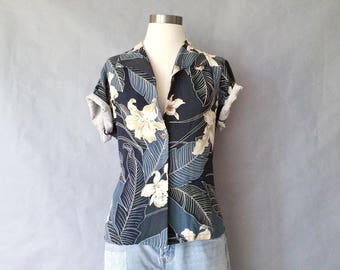 vintage silk blouse/floral blouse/short sleeve/tropical tommy bahama women's size S/M