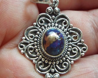 Artisan Crafted Mojave Purple Turquoise Pendant in 925 Sterling Silver (Without Chain) Total Stone weight 1.75 carats