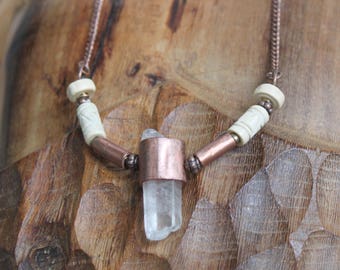 Collier pendentif Cristal Brut naturel • Cuivre • Perles bois • Bijou Artisanal • Bijoux Rustique • Création originale • Pièce unique •