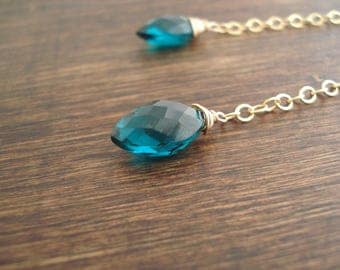 Teal Marquise Earrings in Gold, Long Chain Earrings, Dangle Earrings, Boucles D'Oreille Chaîne Or et Quartz Sarcelle