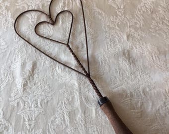 Antique Rug Beater Heart Shaped Rustic Home Decor Farmhouse Decor Vintage Home Decor