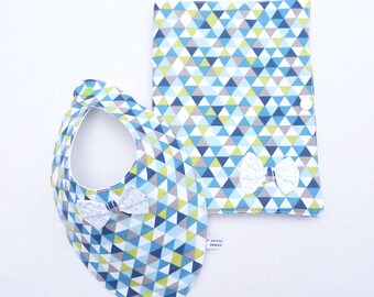 naissance protège carnet de santé/bavoir "garçon chic » 0/24 mois