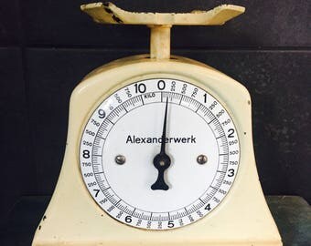 Old kitchen scale, enamel, scale, Alexanderwerk, Shabby Chic, country house, antique scale, shabby, white kitchen scale
