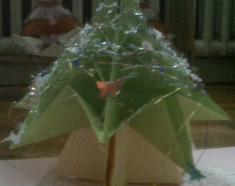 Christmas mark up green Christmas tree 3D origami
