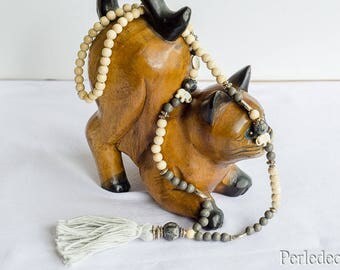 Necklace "Mala" 'Ainoko' stone and wood beads
