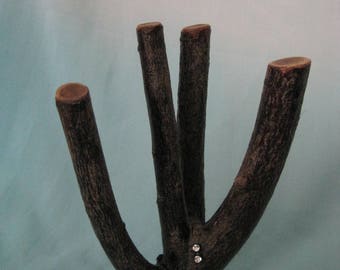 WOODEN JEWELRY HOLDER