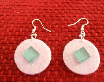 PIP EARRINGS ' S PALE PINK