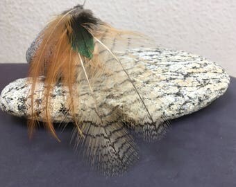 boucle d'oreille unique en plumes naturelles