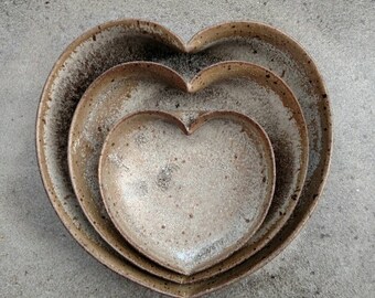 nesting ceramic heart bowls 4 inches - Stone Lodge grey