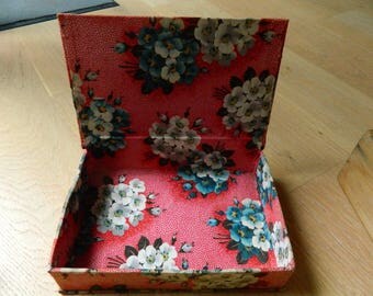 Antique textile haberdashery box - french shabby chic box - Red french sewing box - Gloves box