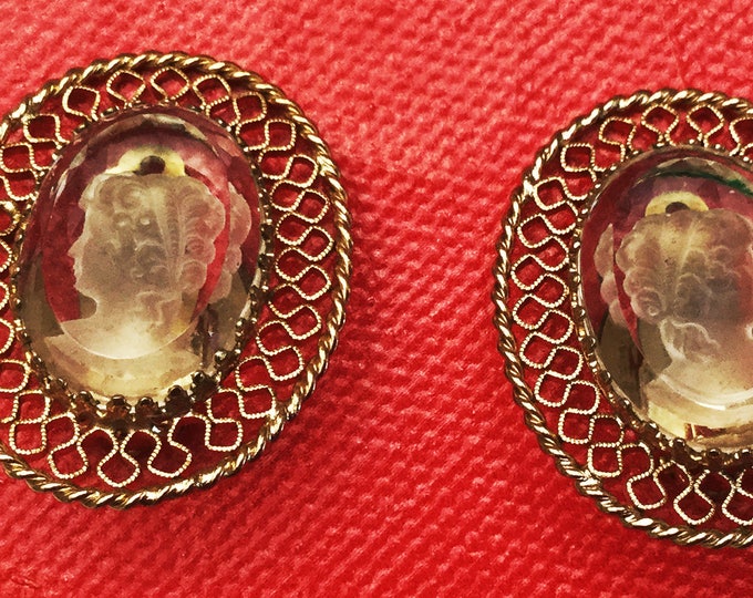 Intaglio Cameo Earrings - Carved clear glass - Signed Whiting and Davis - Gold Filigree - Clip on earrings