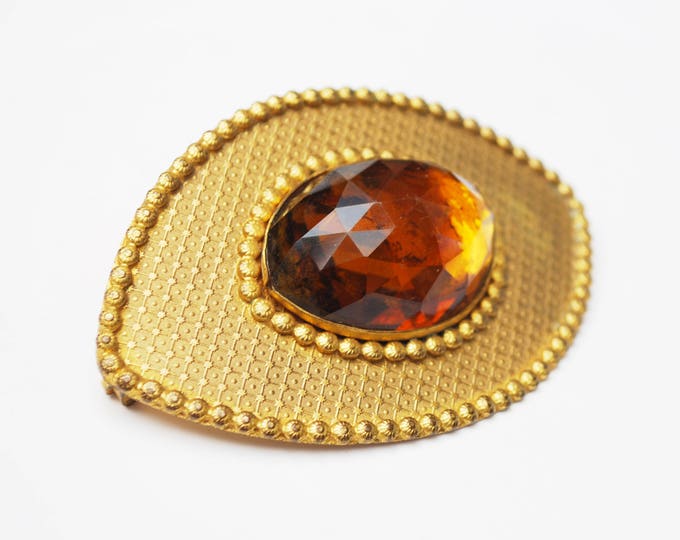 Victorian orange crystal gold brooch - Gilt Repousse metal - large Oval rhinestone - c clasp pin