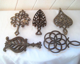 Vintage Cast iron trivet, metal trivet, decorative, ornate, Wilton trivet, mid century, 1950s, country farmhouse decor
