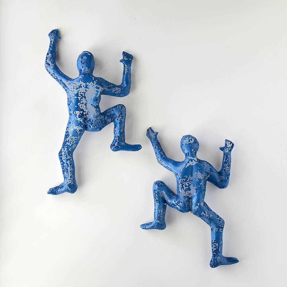 wall art climbing figures