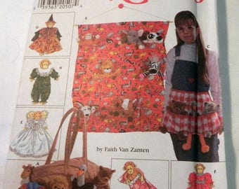 ON SALE Toy Bean Bag Animal Beanie Baby Organizer Tote Sleeping Bag and Clothes sewing pattern Craft Simplicity 7695