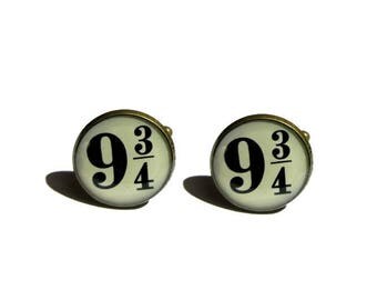 HARRY POTTER CUFFLINKS - Platform 9/34 Cuff Links - Men cufflinks - Groomsmen Cufflinks - Gift for him - Birthday gift - Christmas gift