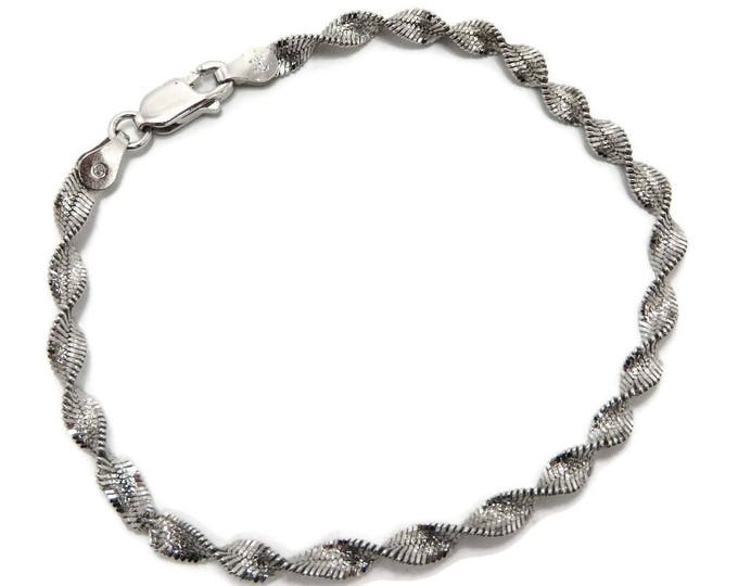 Italian Silver Bracelet, Vintage Sterling Silver Bracelet, Herringbone Twist Bracelet, 7 Inch Bracelet, FREE SHIPPING