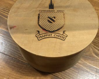 Vintage Cheese Box: Vintage Decor, Kitchen Decor