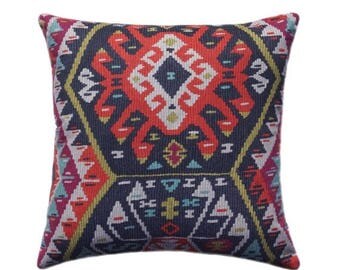 SALE Kilim Pillow Cover, Tribal Throw Pillow, Aztec Pillow Cover, Boho Pillow - 11 SIZES - Longrock Fiesta Pillow Cover with Hidden Zipper