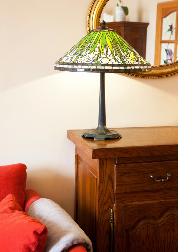 Tiffany Daffodil lamp