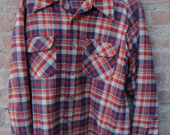 Pendleton Board Shirt 1960's 1970's Size L Large Loop Collar Flap Pockets 100% Virgin Wool Made in USA