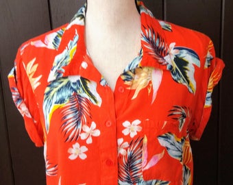 Vintage cropped hawaiian print blouse