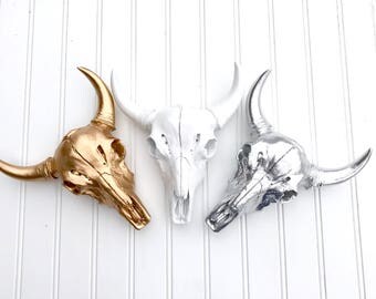 Small Faux Cow Skull - Longhorn Skull - Animal Skull - Animal Decor - Taxidermy - Bull Skull - Rustic Decor - Man Cave