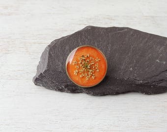 Orange & White Flower Brooch Pin, Queen Anne Lace Resin Brooch Pin, Botanical Jewellery, Flower Jewellery, Resin Jewellery, UK. 1422a