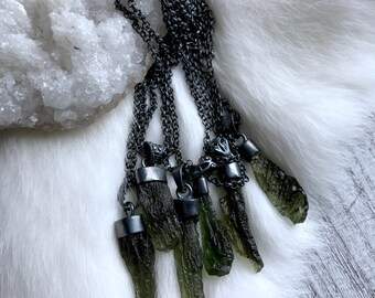 Moldavite necklace | Tektite | Moldavite pendant | Green stone necklace | Moldavite in silver