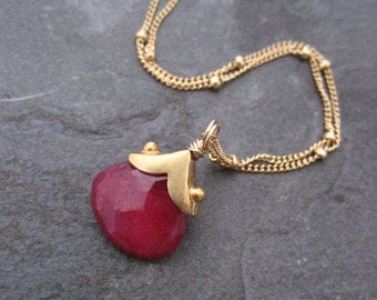 Vianne Red Heart Rhodolite Garnet Bracelet in Sterling Silver