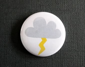 Cloud and storm weather Flash - flat Badge or PIN or magnet