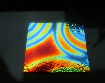 PLATE MODEL 5 * 5CM RAINBOW DICHROIC