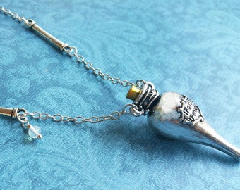 Harry Potter Jewelry / Harry Potter Necklace / Liquid Luck Necklace / Felix Felicis / Pop Culture Jewelry / Geek Jewelry / Moonstone