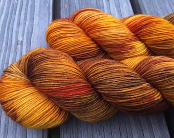 Golden Autumn - MAIA, 100% Merino superwash - 400m / 100 g – hand dyed yarn