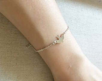 Dove Bracelet, Silver bracelet, Layering bracelet, Delicate bracelet, Dainty bracelet, Bridesmaid gift, Wedding gift