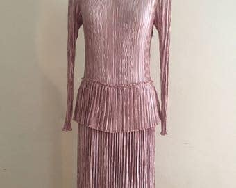 Stunning 1980 crepe dress.