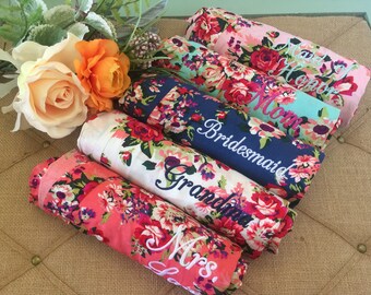 Cotton floral bridesmaid robes set of 7, bridesmaid gifts, getting ready outfits, bridal pajamas, maid of honor gift, bridal party robes