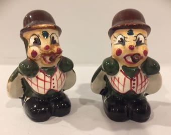 Vintage hand-painted cricket salt and pepper shakers, Japan