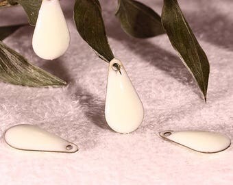 6 drop sequins enamelled brass 10x6mm m white