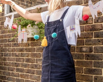 Llama Garland