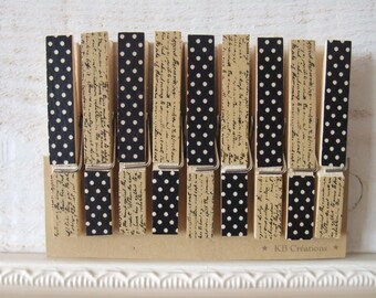 9 clips linen decorated (No. 46) polka dots and manuscript