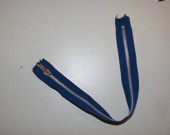 fermeture à glissière bleu en fer non séparable 34 cm