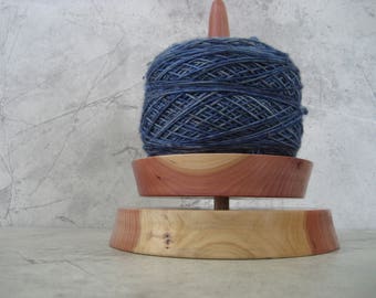 Knit Spinner (Aromatic Cedar)