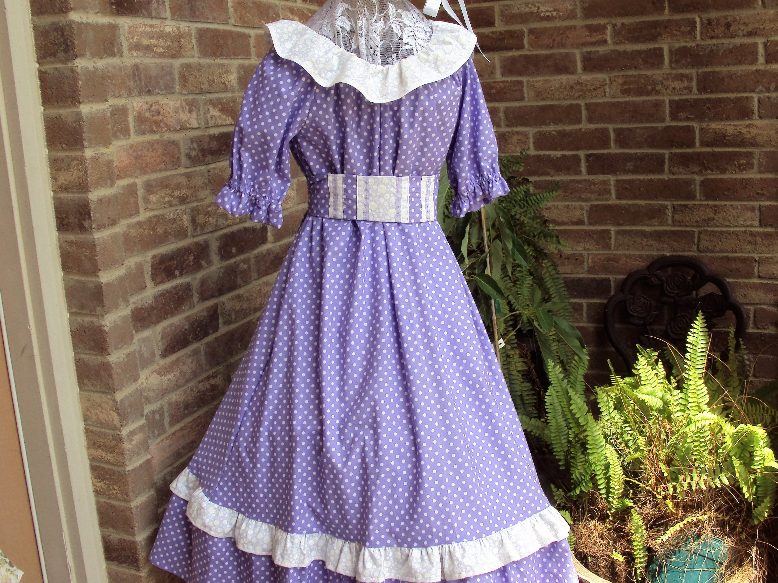 Prairie Party Dress and bonnet girls 8 lavender polka dots