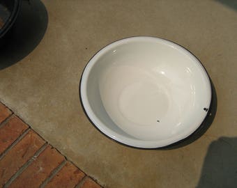 White with black trim enamel ware dish pan