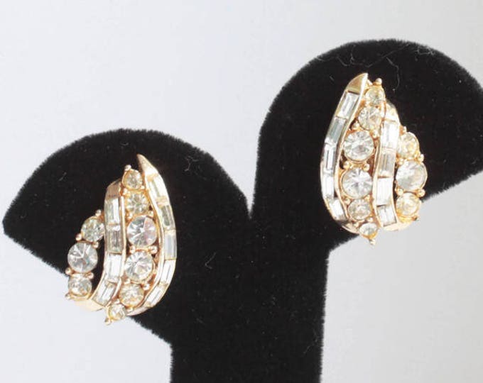 Clear Rhinestone Crystal Earrings Baguettes Chatons Signed Coro Clip On